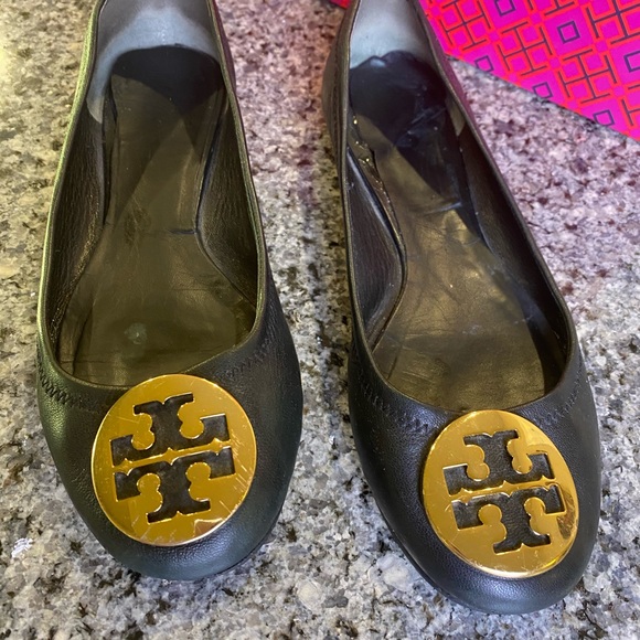 Tory Burch Black Flat - Picture 3 of 9